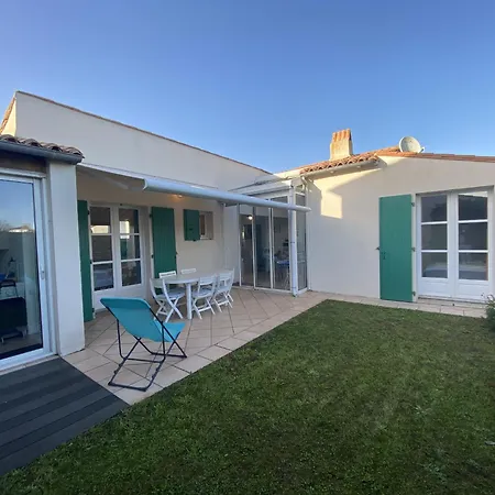 La Maison Des Boutons D Or Holiday home Sainte-Marie-de-Re